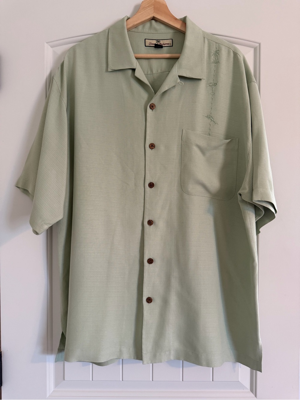 Tommy Bahama Men’s 100% Silk Sage Green Short-Sleeve Button-Down Camp Shirt L